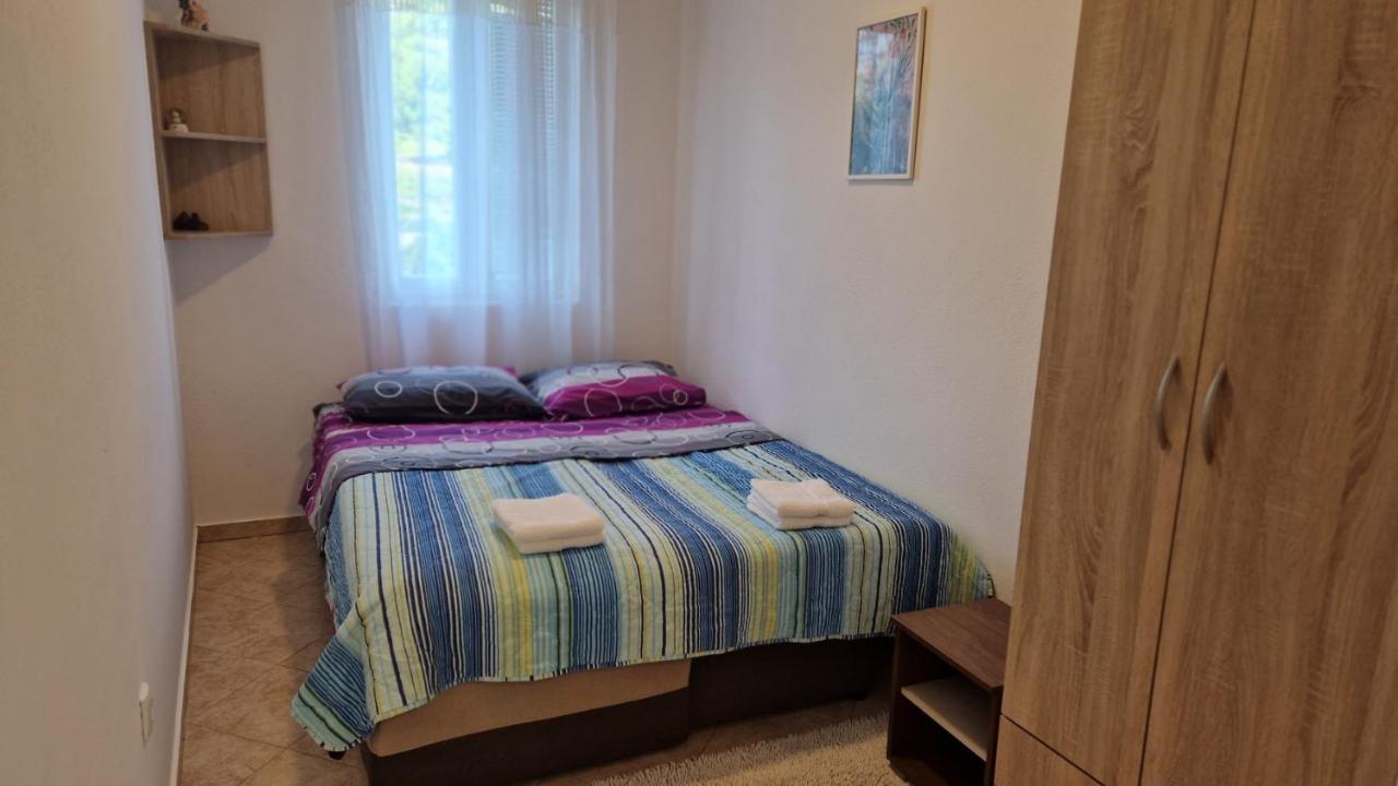 Anastasija Appartement Kotor Buitenkant foto